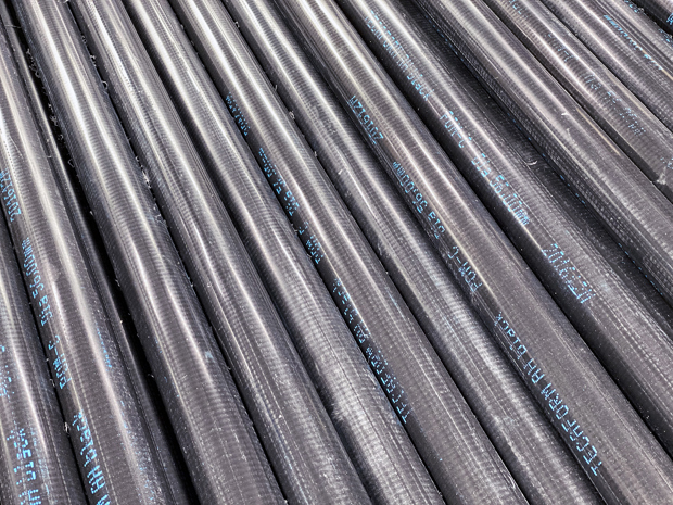 Stænger i sort POM på lager hos Induflex