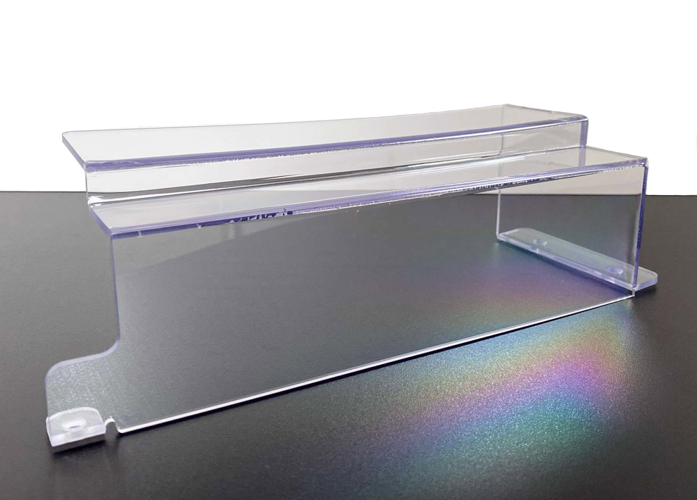 A safety screen made of polycarbonate, which is sound-abating and shock-resistant