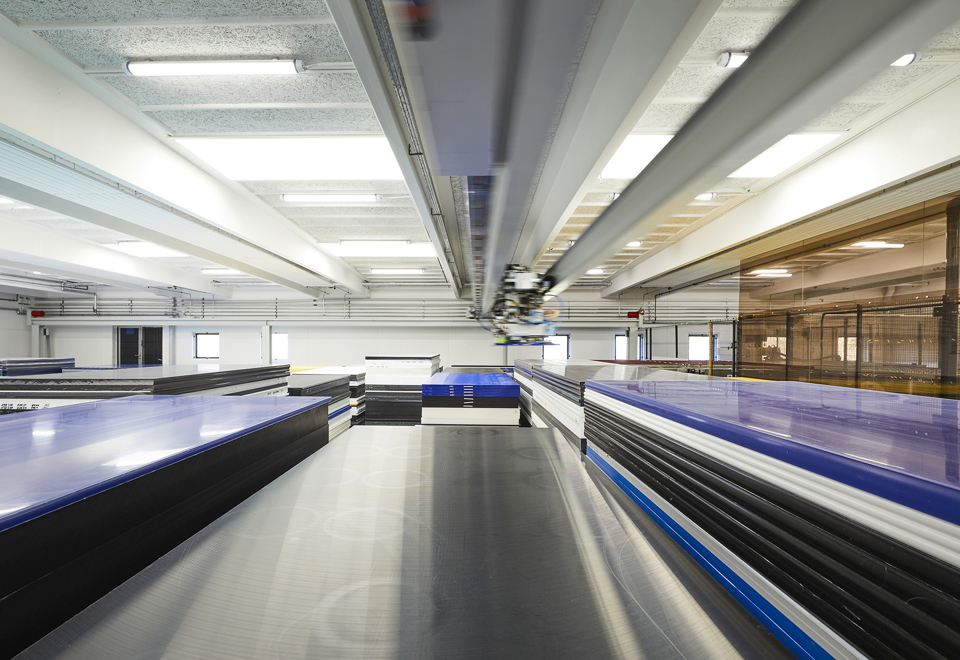 Automatic sheet storage with many plastic sheets with different thickness