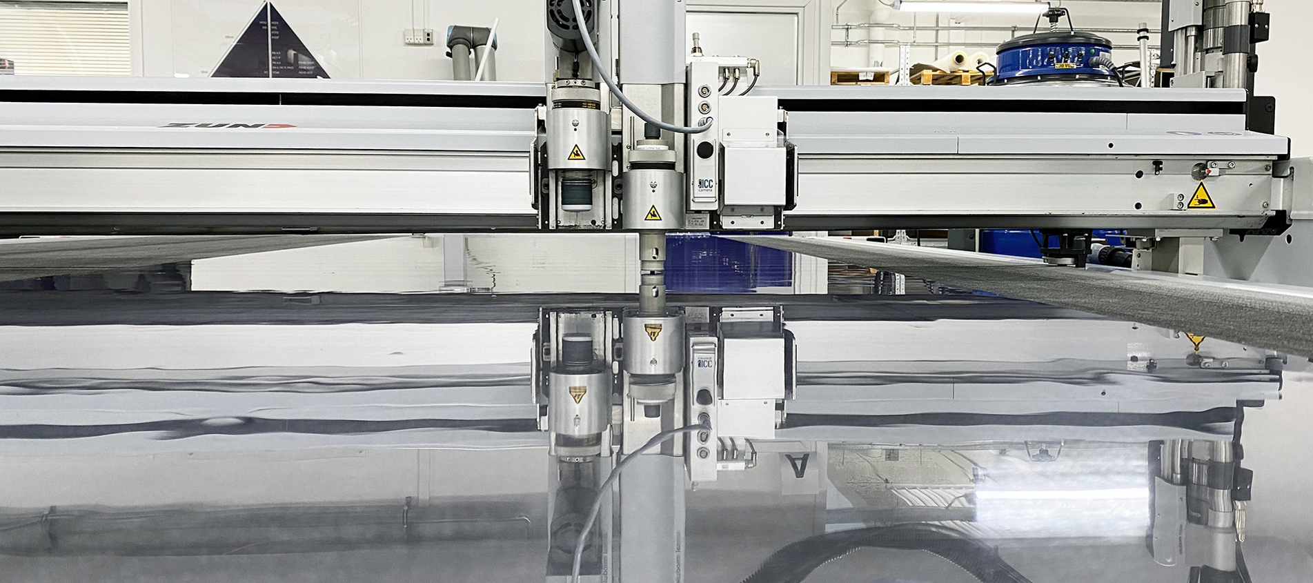 Soft PVC is being cut on a cutting plotter.