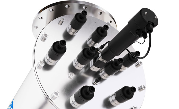 Propper i plast monteret på et UV-desinfektionssystem