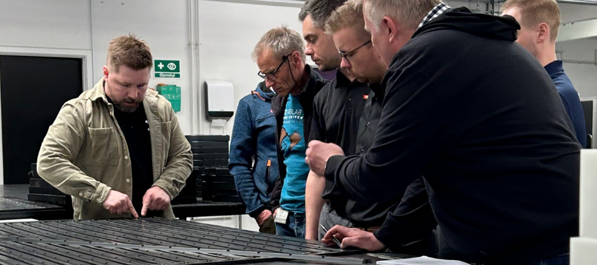 Induflex holds both open and customer-specific plastic seminars.