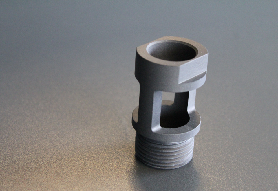 Plastemne der er tilsat glas som additiv.